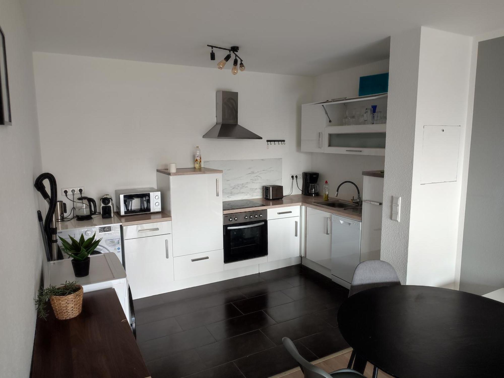 Workation Modern Taunus Nature Balcony, 5 People, Free Parking, Near Messe Schwalbach am Taunus Exterior photo
